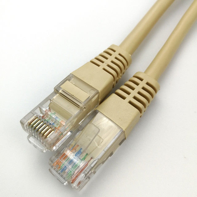 Van het Netwerkethernet van UTP Cat5e Rj45 aan RJ45 Gele de Kabel van het het Flardkoord